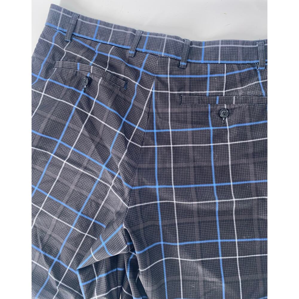 Kirkland Signature Mens Plaid Golf Shorts 34” - Picture 5 of 6